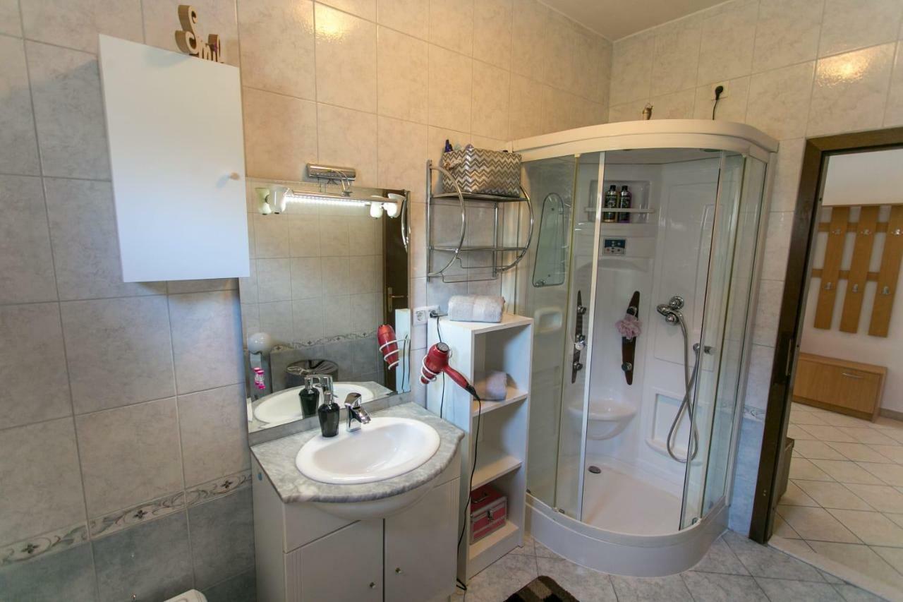 Apartman Antea Apartment Kastel Stari Bagian luar foto