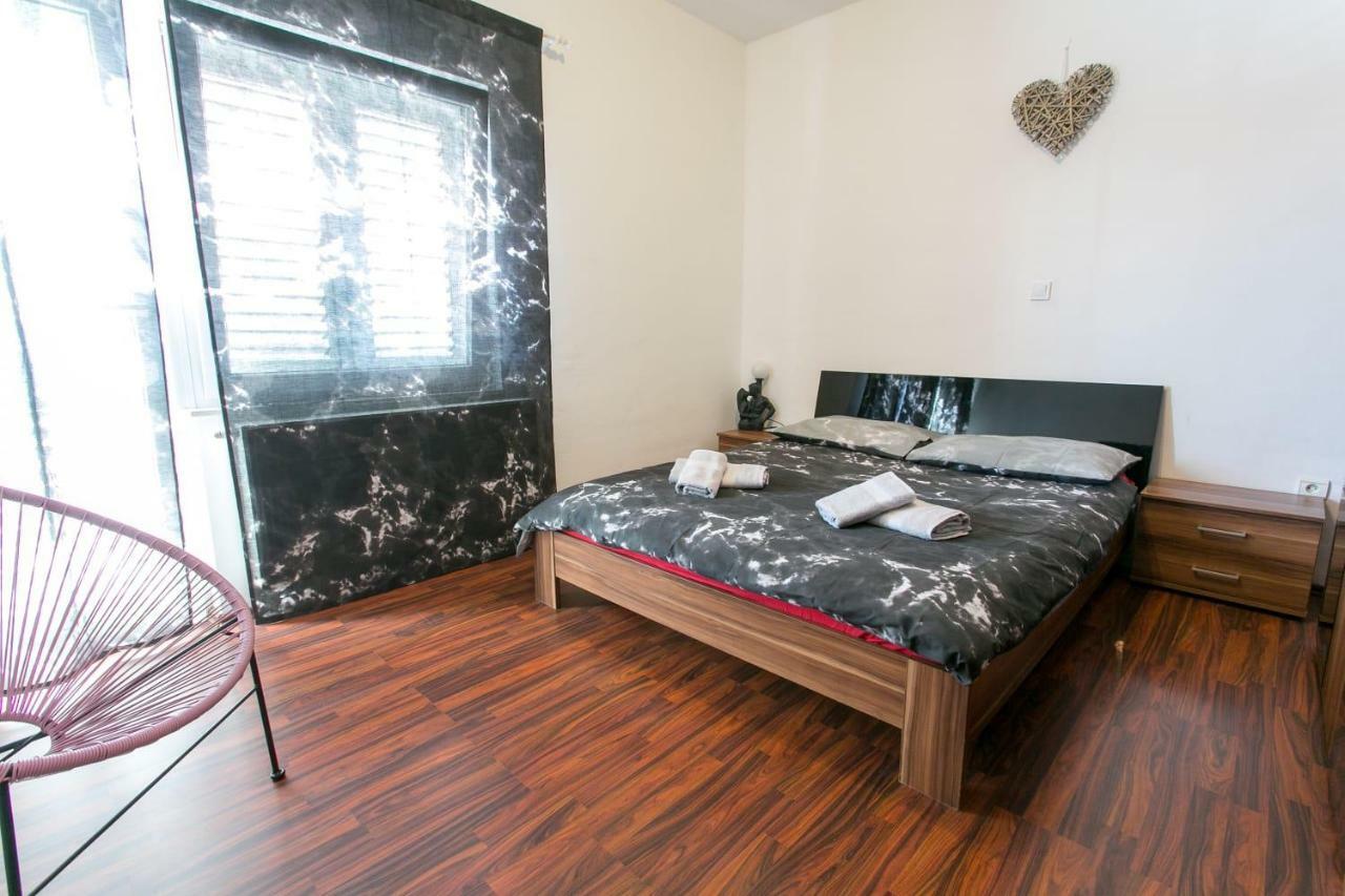 Apartman Antea Apartment Kastel Stari Bagian luar foto