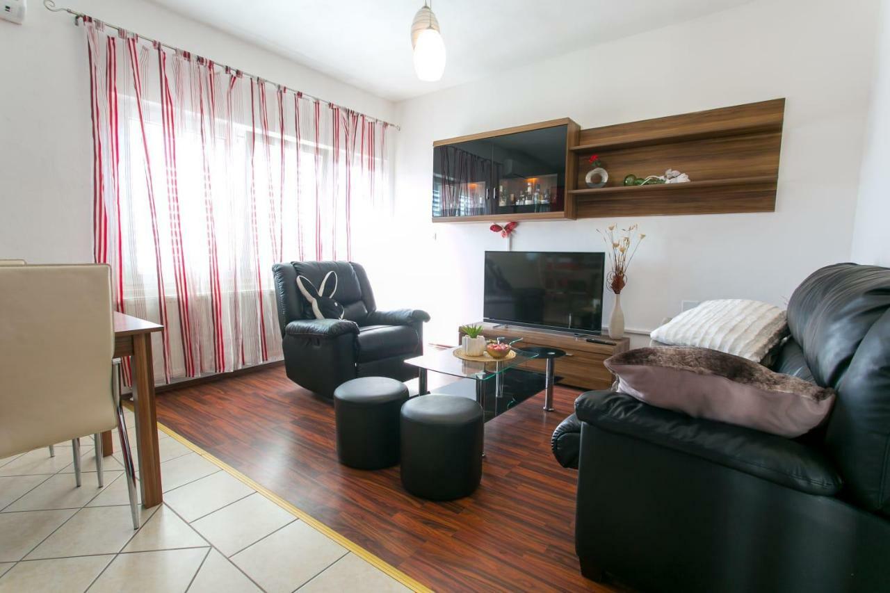 Apartman Antea Apartment Kastel Stari Bagian luar foto
