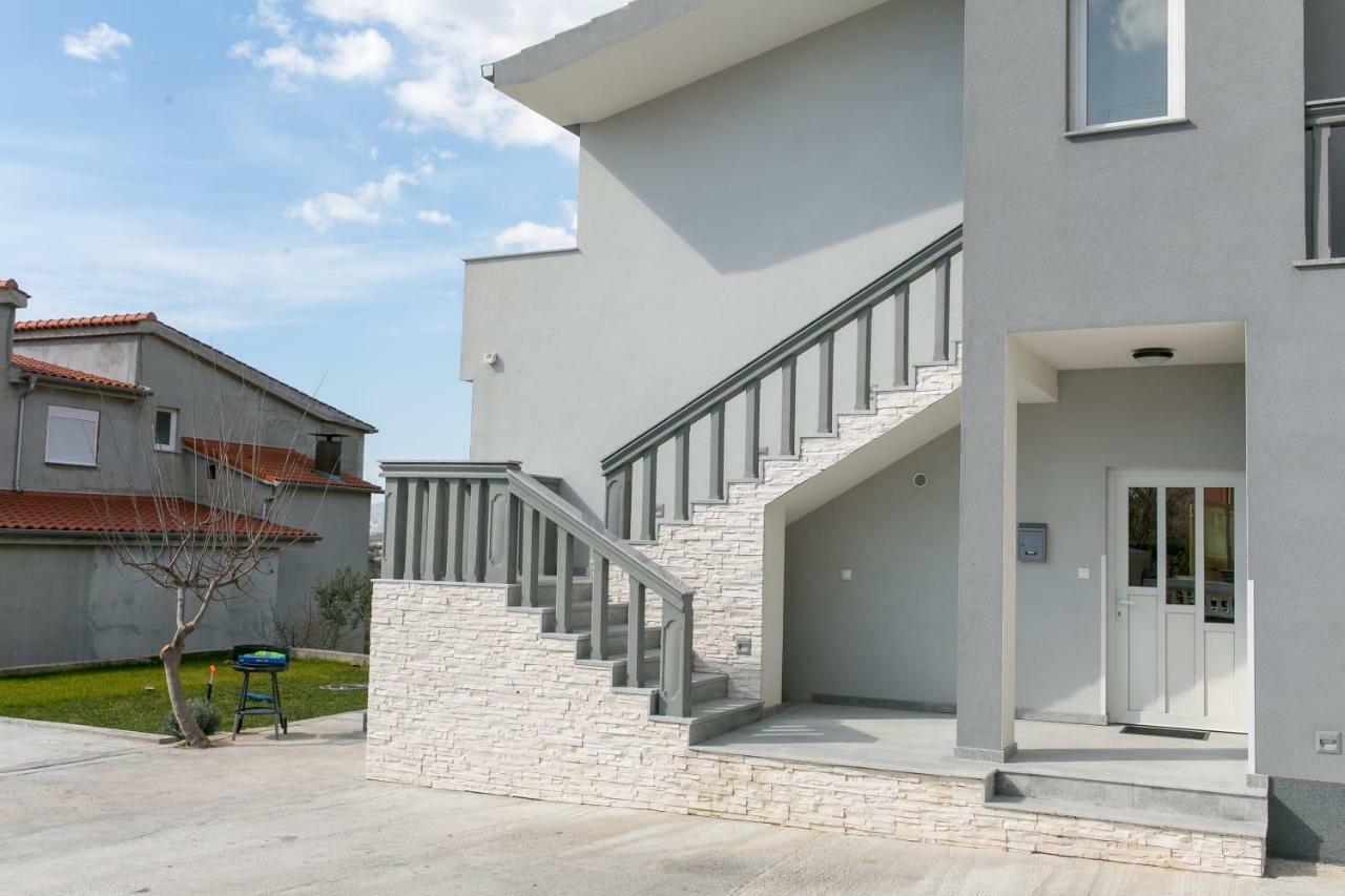Apartman Antea Apartment Kastel Stari Bagian luar foto