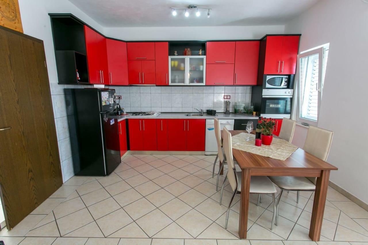 Apartman Antea Apartment Kastel Stari Bagian luar foto